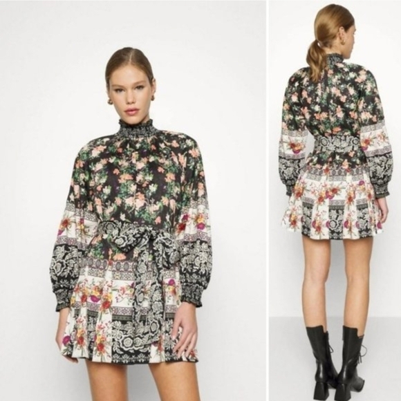 Alice + Olivia Dresses & Skirts - ALICE + OLIVIA ANIS FLORAL MOCK NECK MINI DRESS Sz 6